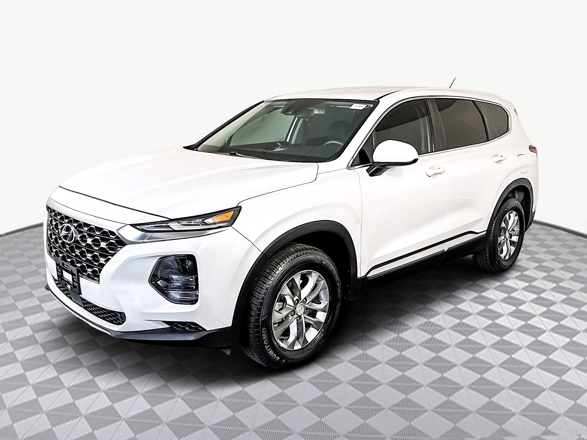 Used 2019 Hyundai Santa Fe SE image 4