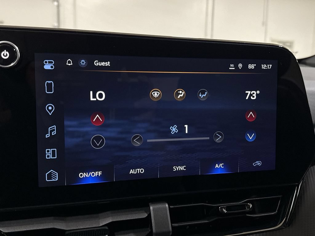 New 2027 Chevrolet Equinox RS FWD image 17