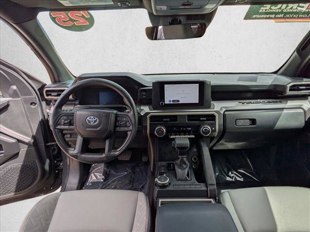Used 2025 Toyota Tacoma SR5 AWD/4WD image 14