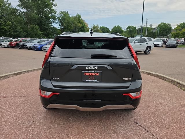 Used 2024 Kia Niro Wind w/ Wind Preserve Package FWD image 4