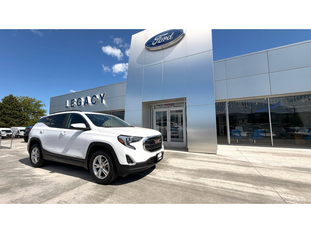 Used 2021 GMC Terrain SLE w/ Driver Convenience Package