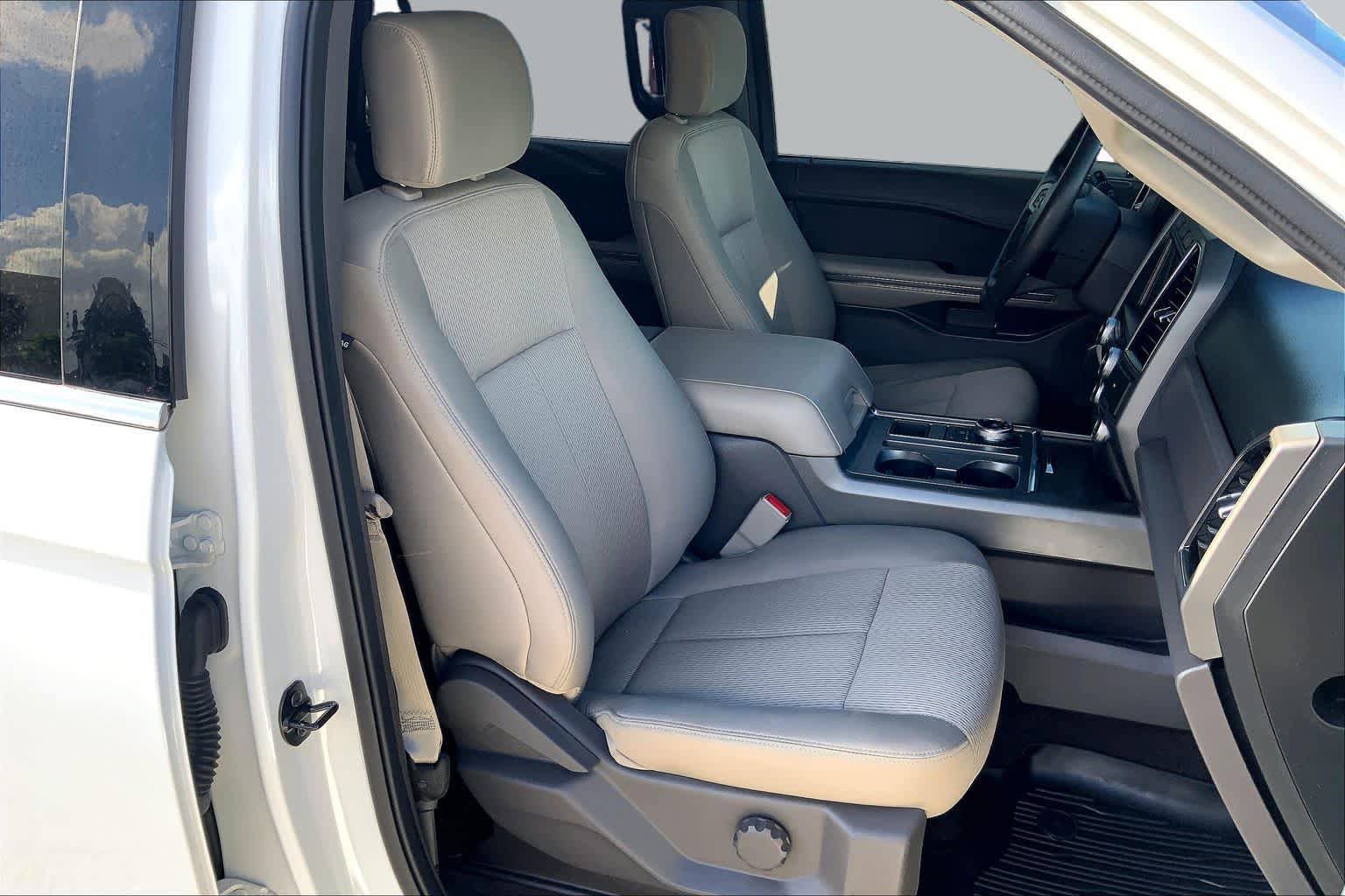 Used 2020 Ford Expedition XLT w/ Cargo Package RWD image 9
