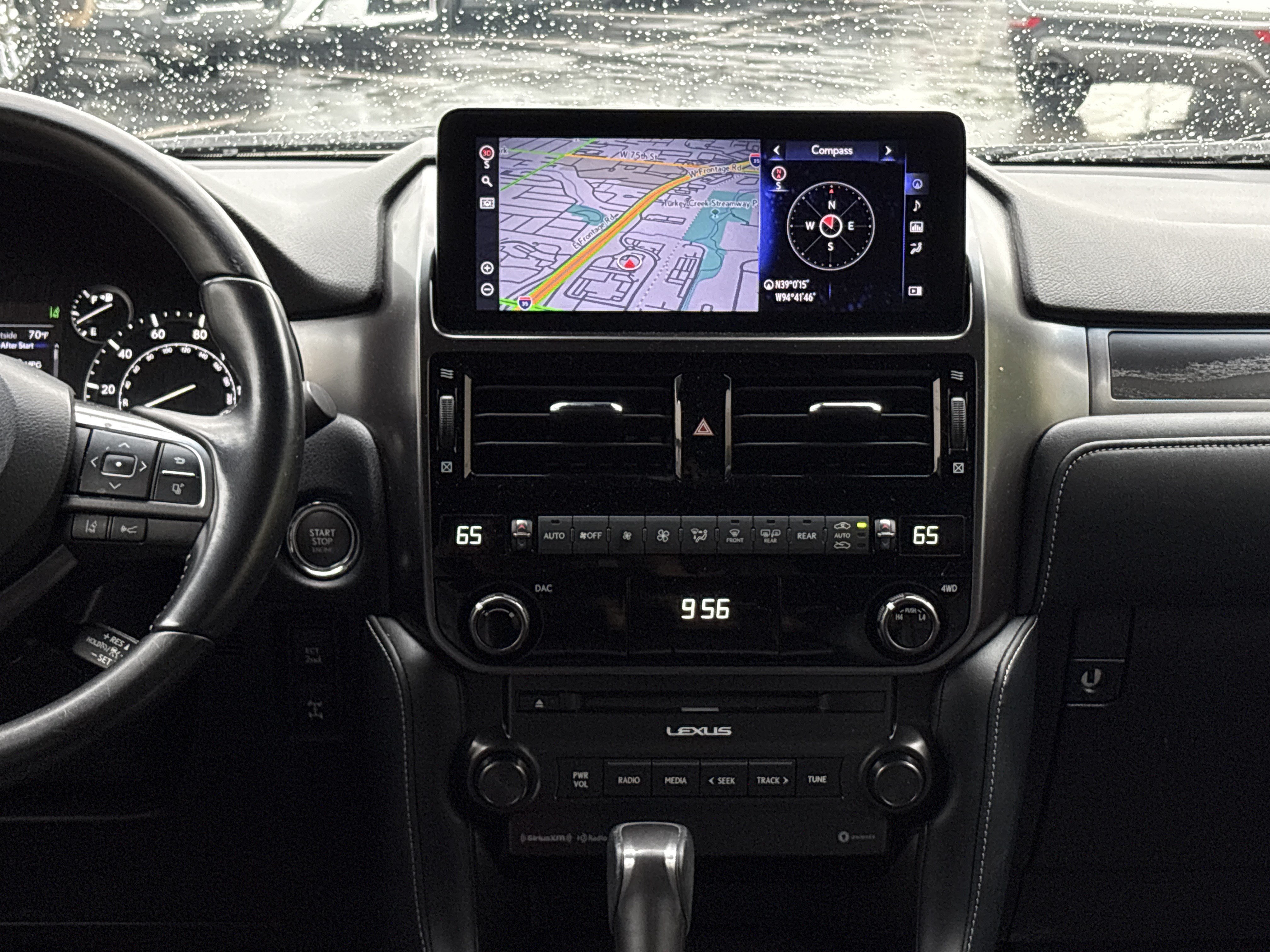 Used 2022 Lexus GX 460 w/ Black Line Special Edition AWD/4WD image 30