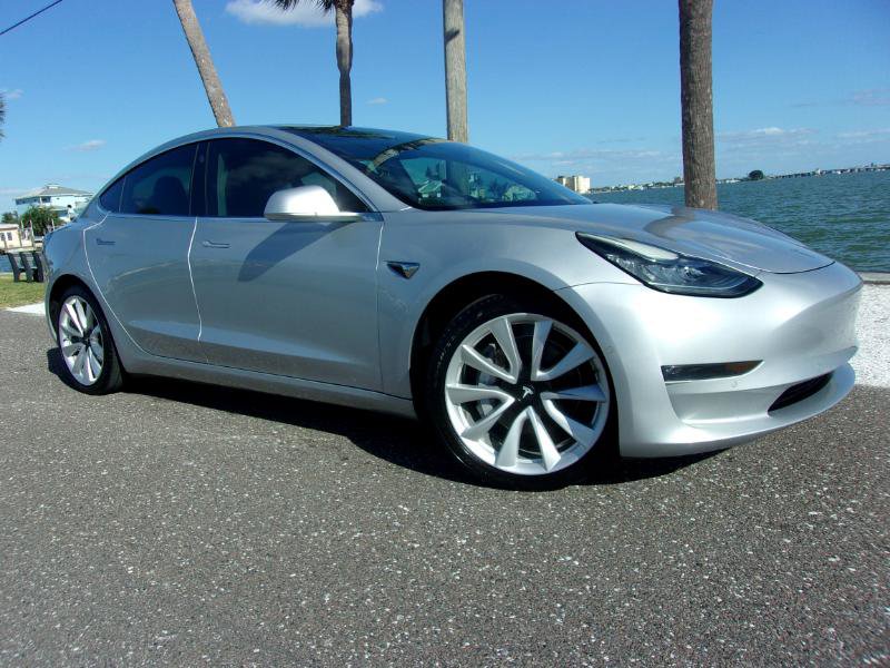 Used 2018 Tesla Model 3 Long Range image 3