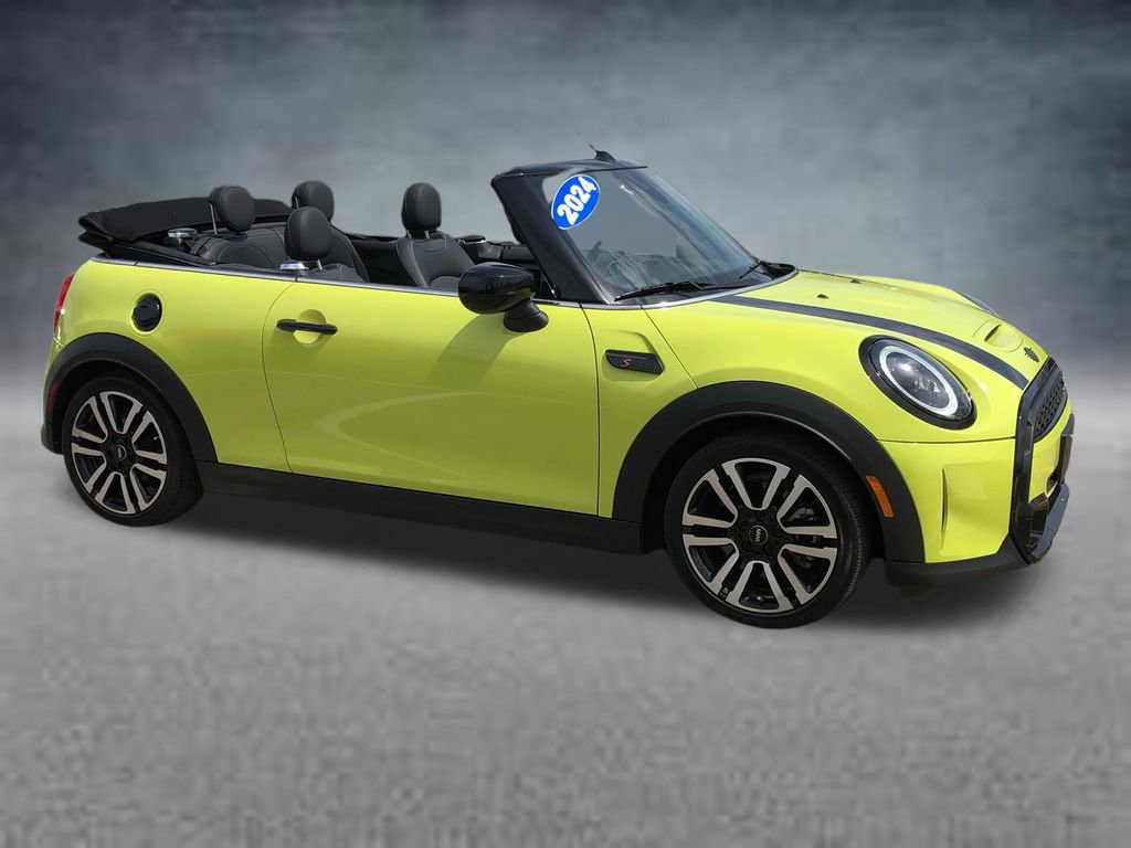 Used 2024 MINI Cooper S FWD image 12