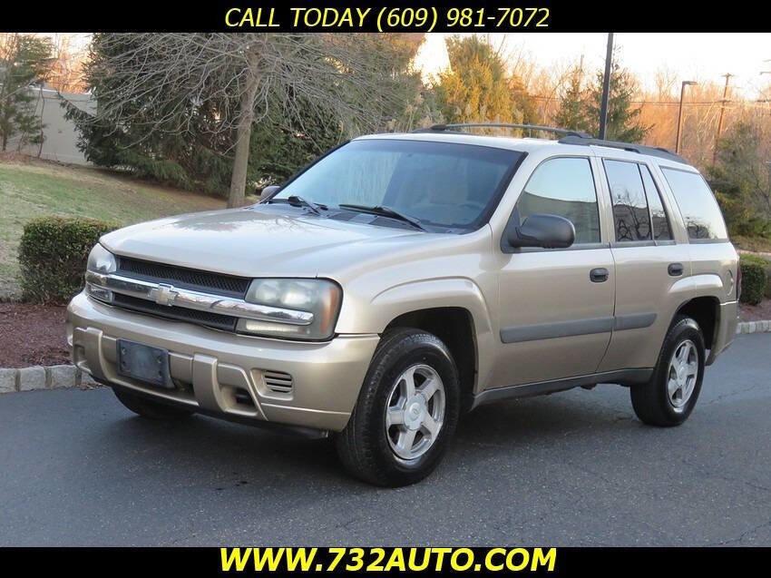 Used 2005 Chevrolet TrailBlazer LS w/ LS Preferred Equipment Group image 1