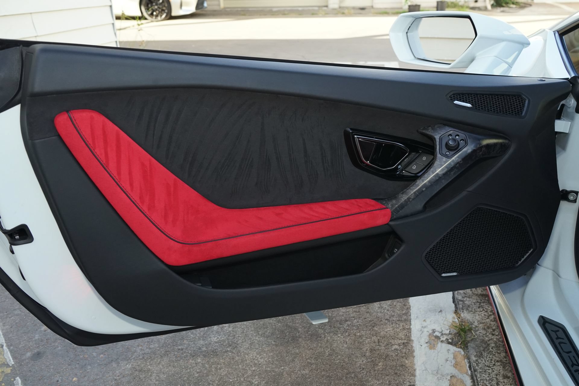 Used 2020 Lamborghini Huracan EVO AWD/4WD image 15