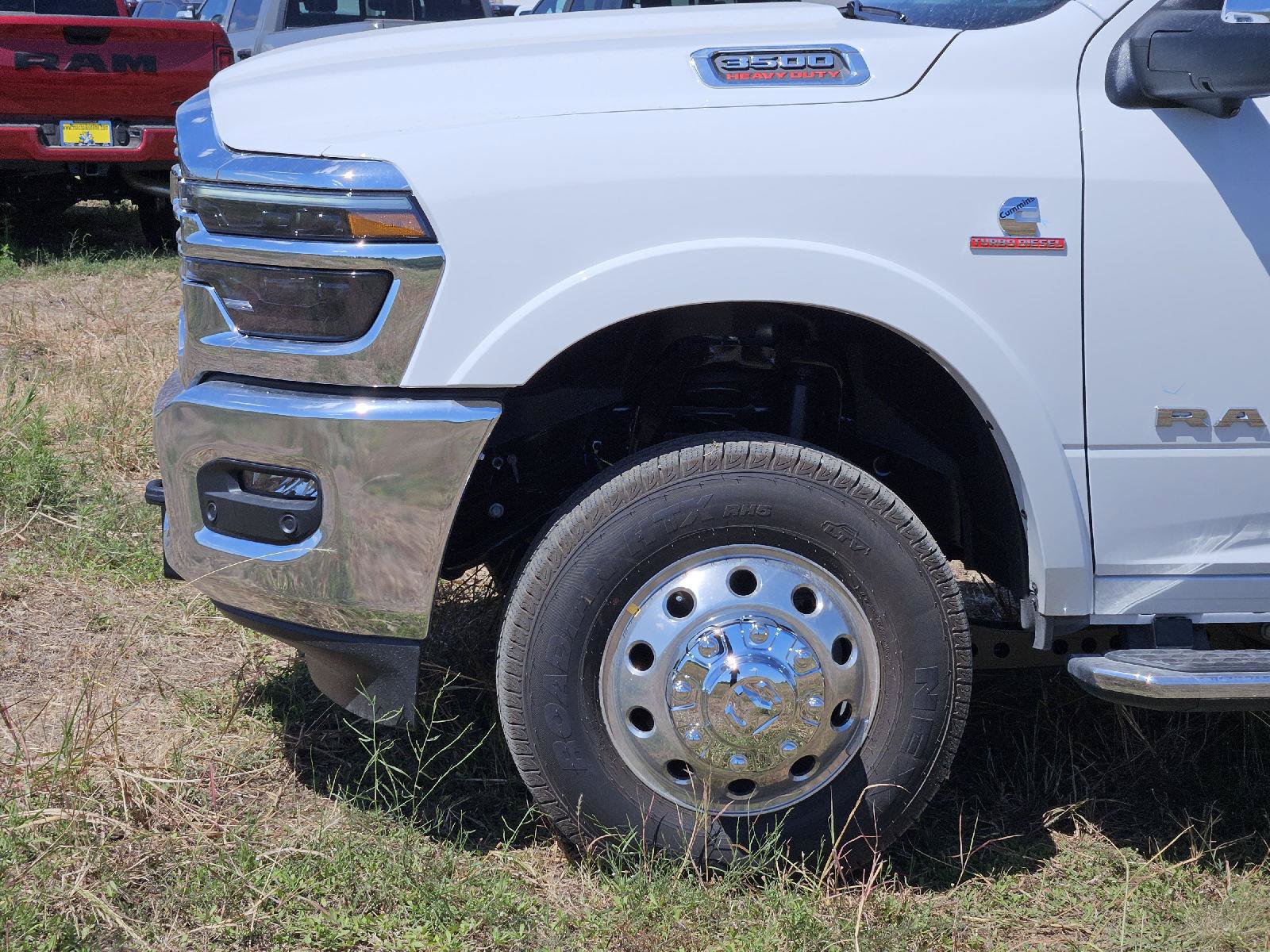New 2027 RAM 3500 Laramie AWD/4WD image 7