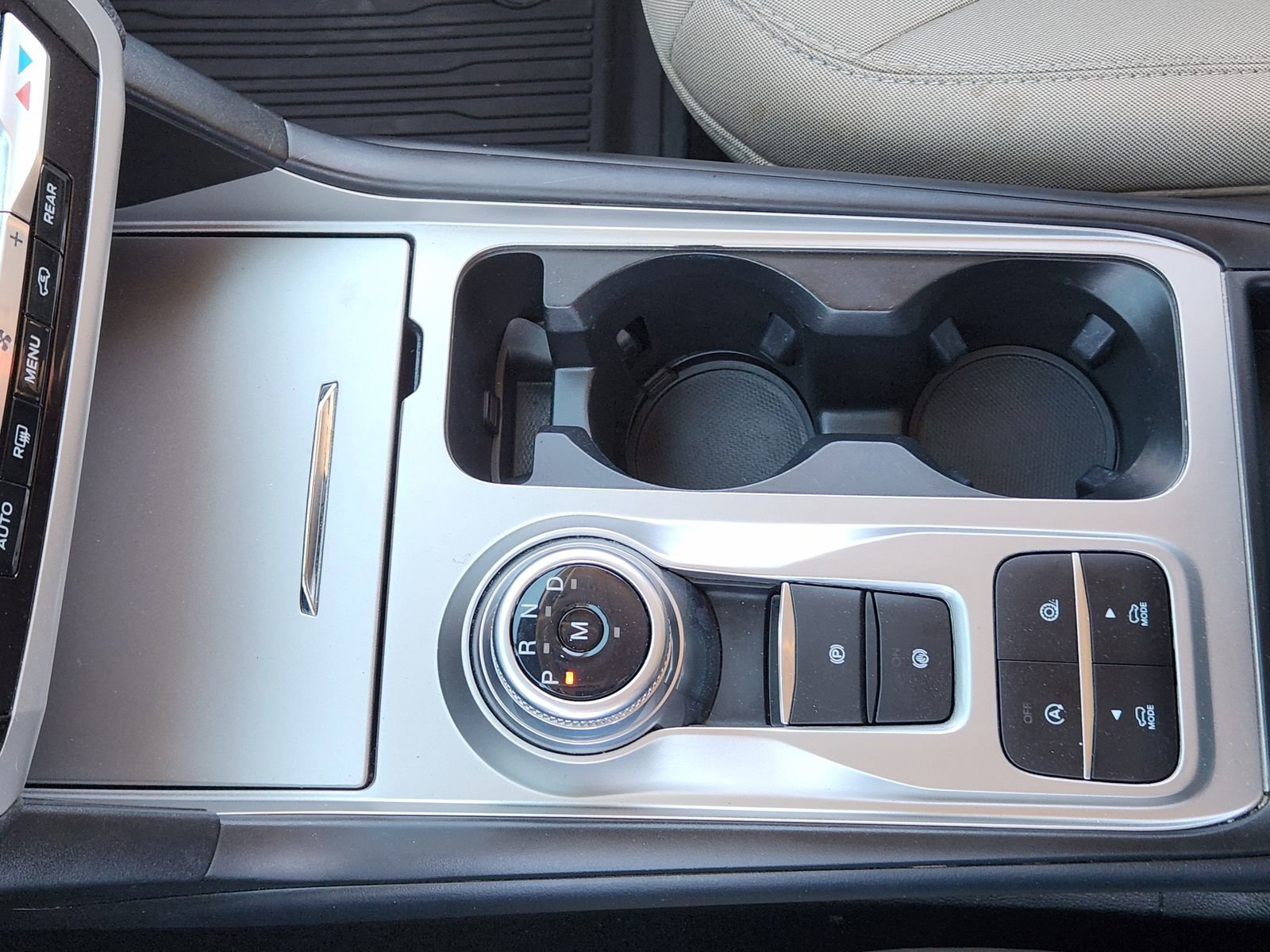 Used 2020 Ford Explorer 2WD image 22