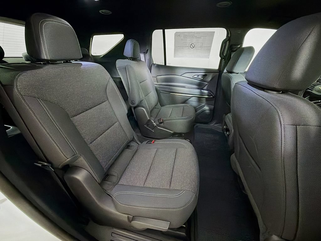 New 2026 Chevrolet Traverse LT w/ LPO, Floor Liner Package AWD/4WD image 23