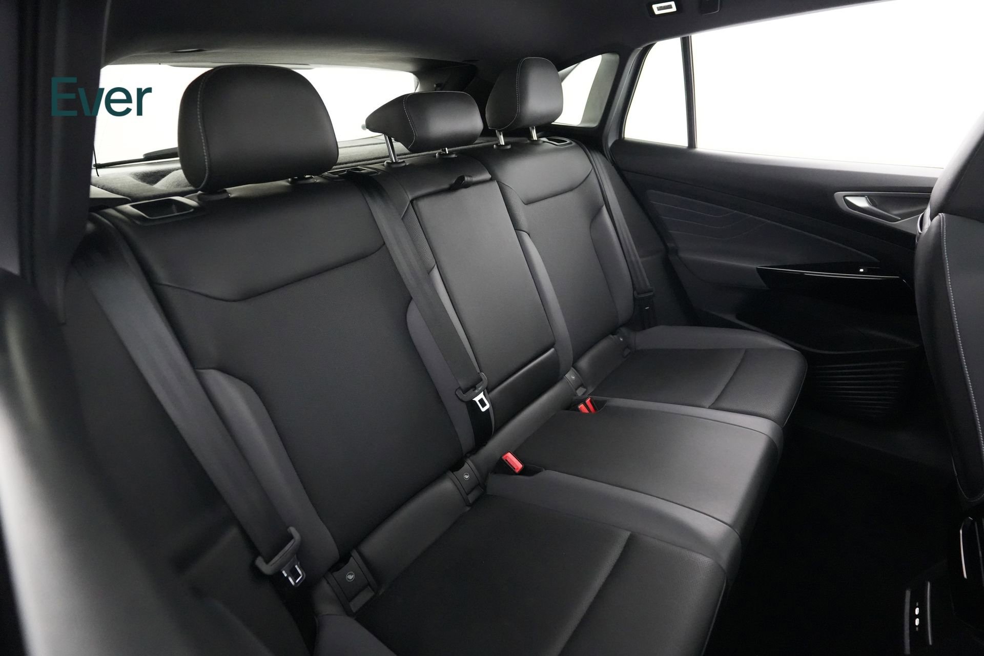 Used 2023 Volkswagen ID.4 Pro S image 5