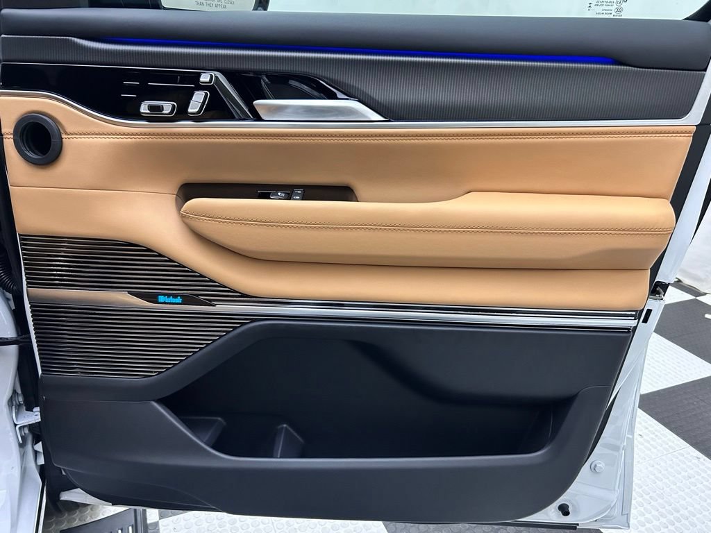 New 2026 Jeep Grand Wagoneer Summit AWD/4WD image 19