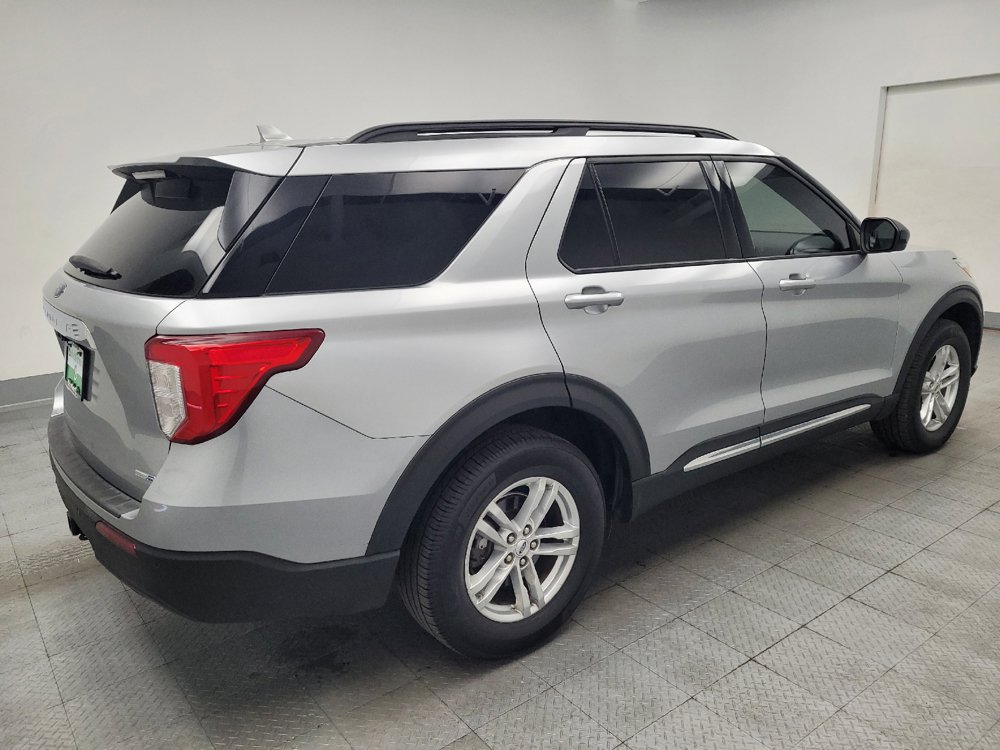 Used 2020 Ford Explorer XLT w/ Comfort Package AWD/4WD image 9