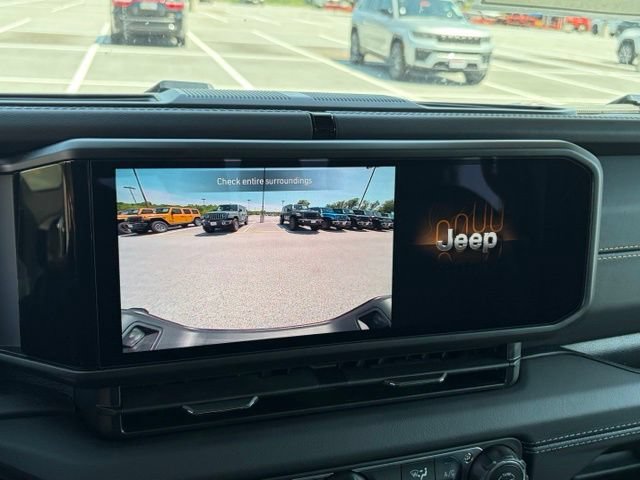 New 2026 Jeep Gladiator Sport AWD/4WD image 3