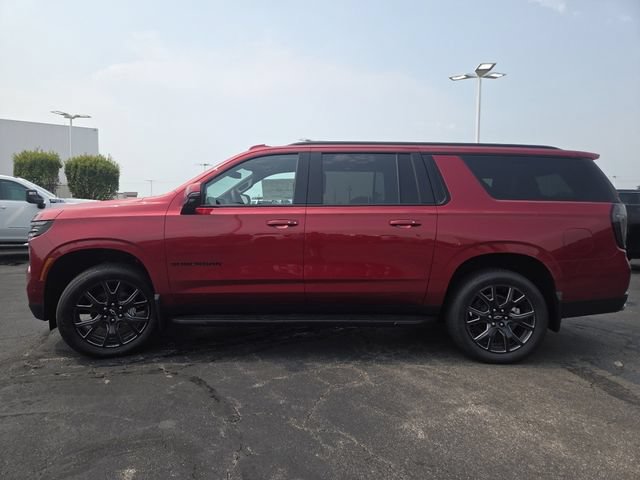 New 2026 Chevrolet Suburban RST w/ Comfort Package AWD/4WD image 15