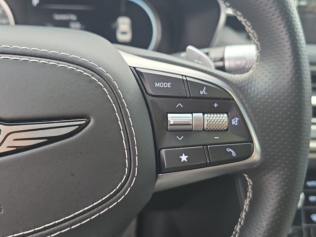 Used 2025 Genesis G70 3.3T Advanced w/ Sport Prestige Package image 18
