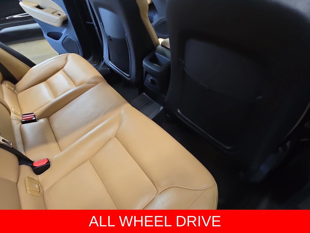 Used 2018 Volvo XC60 T8 Inscription w/ Advanced Package AWD/4WD image 12