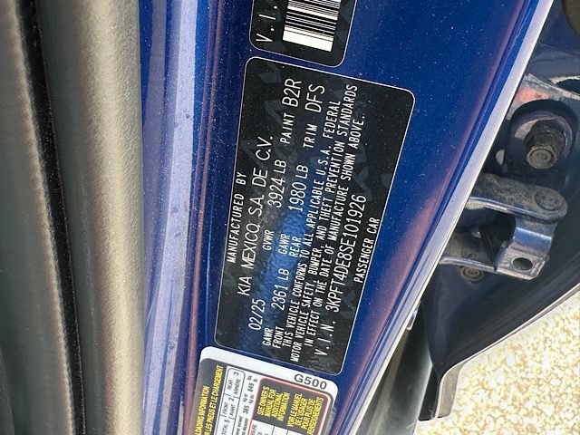 Used 2025 Kia K4 FWD image 28