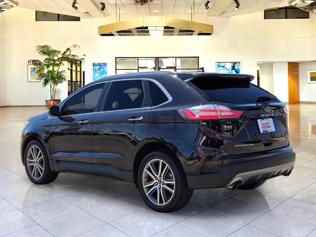 Used 2021 Ford Edge Titanium FWD image 7