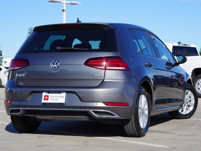 Used 2018 Volkswagen Golf S image 6