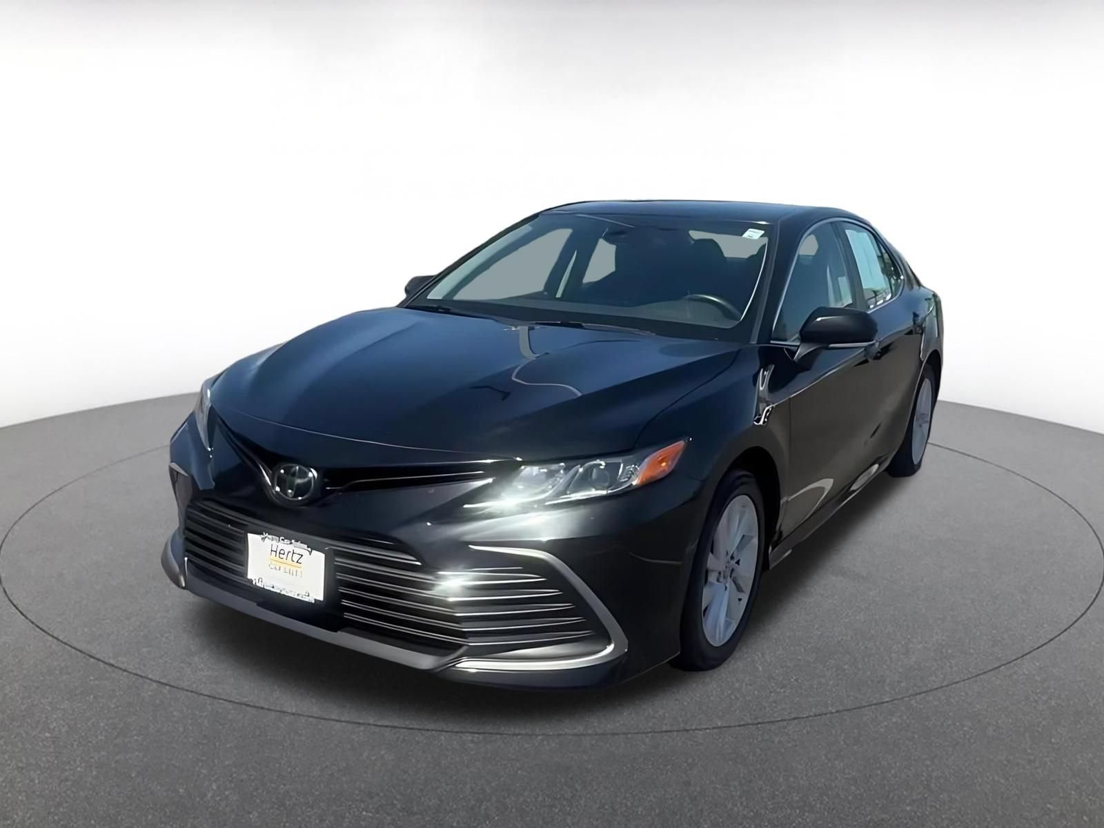 Used 2023 Toyota Camry LE FWD image 7