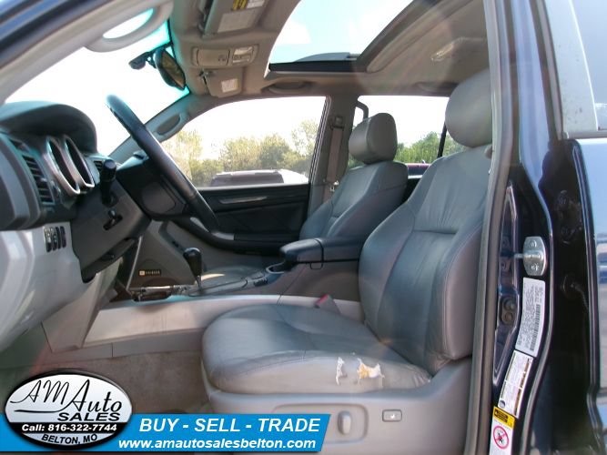 Used 2004 Toyota 4Runner Limited AWD/4WD image 17