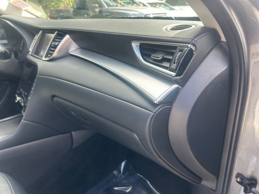 Used 2019 INFINITI QX50 Essential w/ Proactive Package AWD/4WD image 26