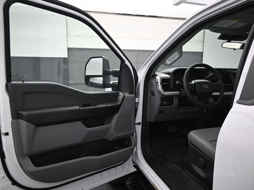 New 2025 Ford F450 XL w/ XL Chrome Package image 8