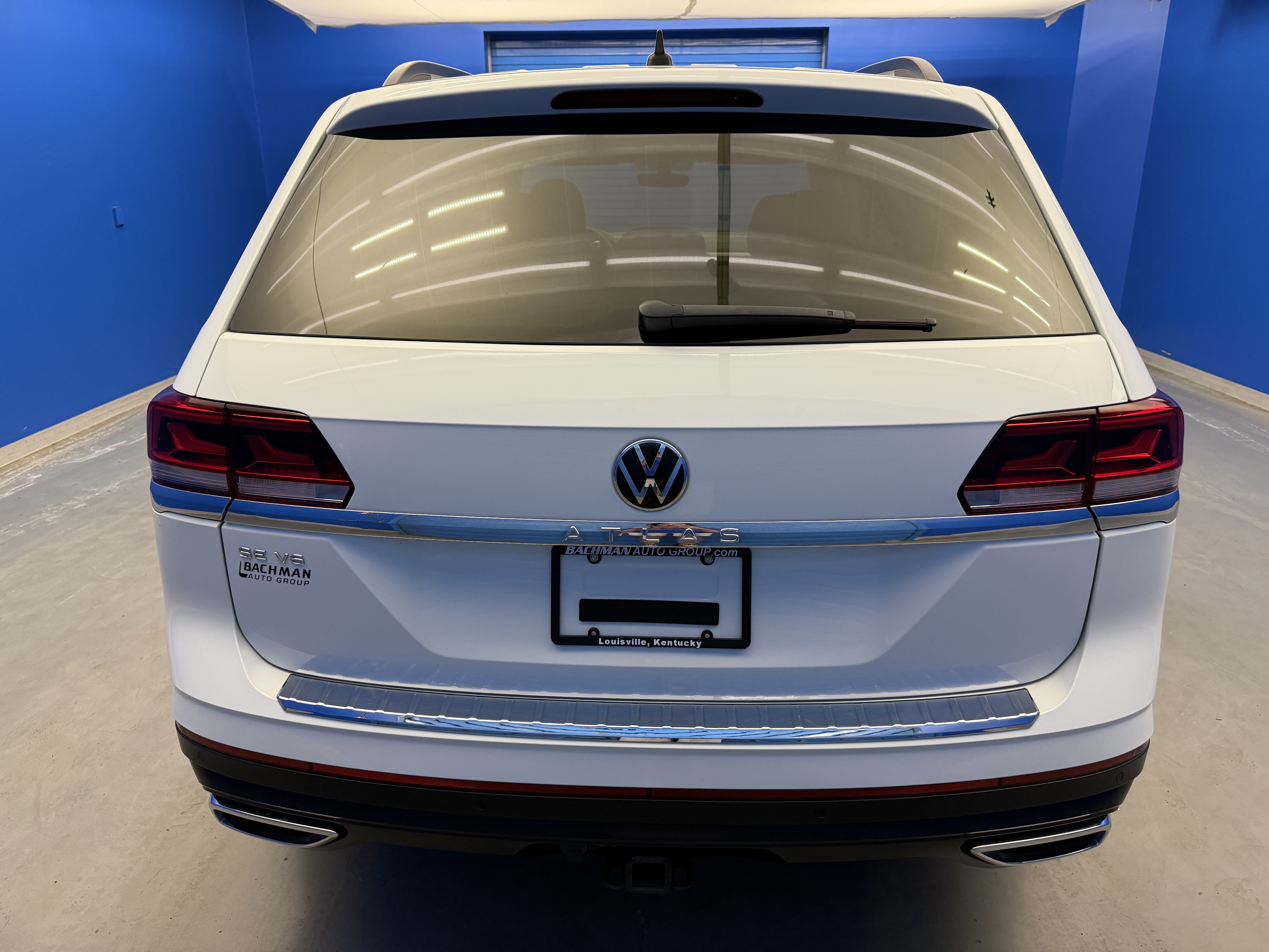 Certified 2023 Volkswagen Atlas SE w/ Panoramic Sunroof Package FWD image 6