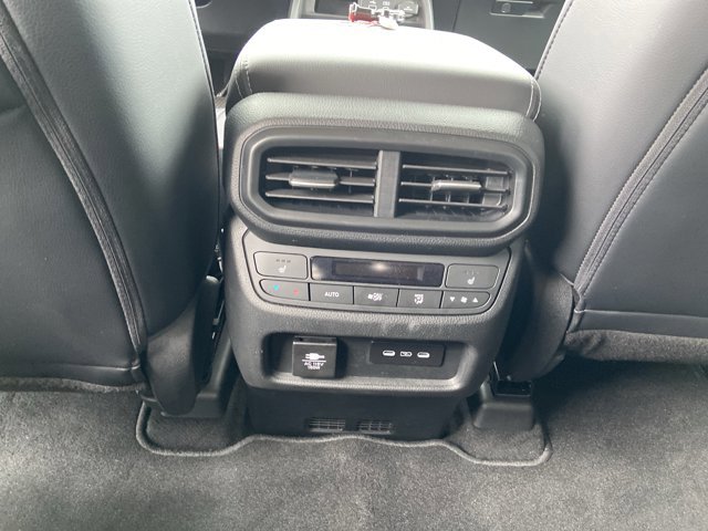 Used 2025 Honda Pilot Elite image 50