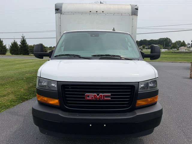 Used 2021 GMC Savana 3500 Extended w/ Power Convenience Package RWD image 3