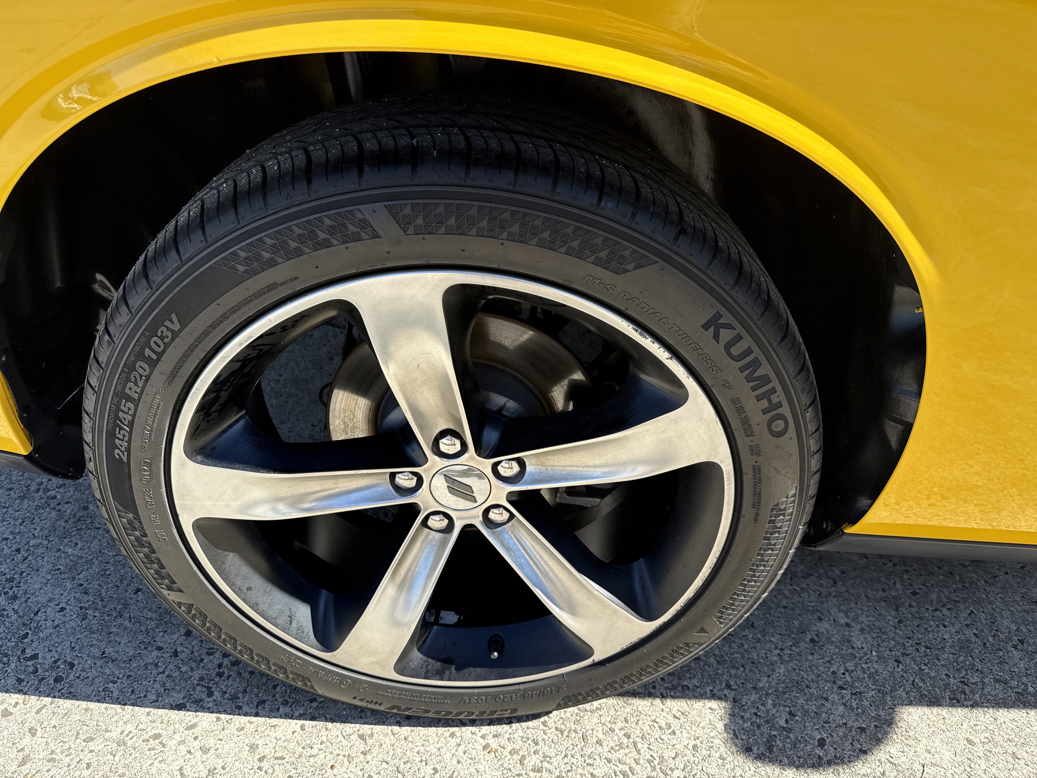 Used 2018 Dodge Challenger SXT w/ Blacktop Package image 15