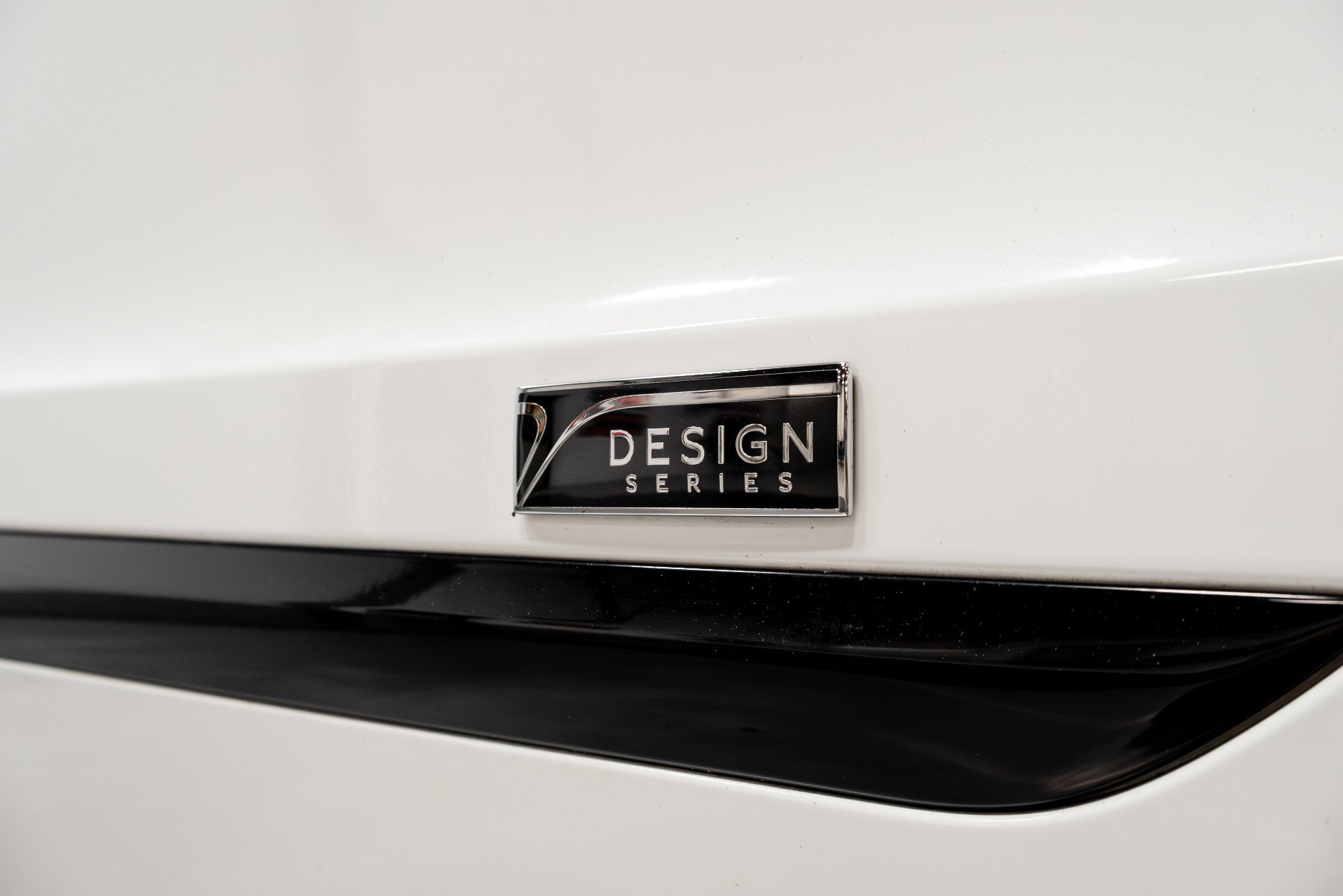 Used 2020 Bentley Bentayga Design Series image 45