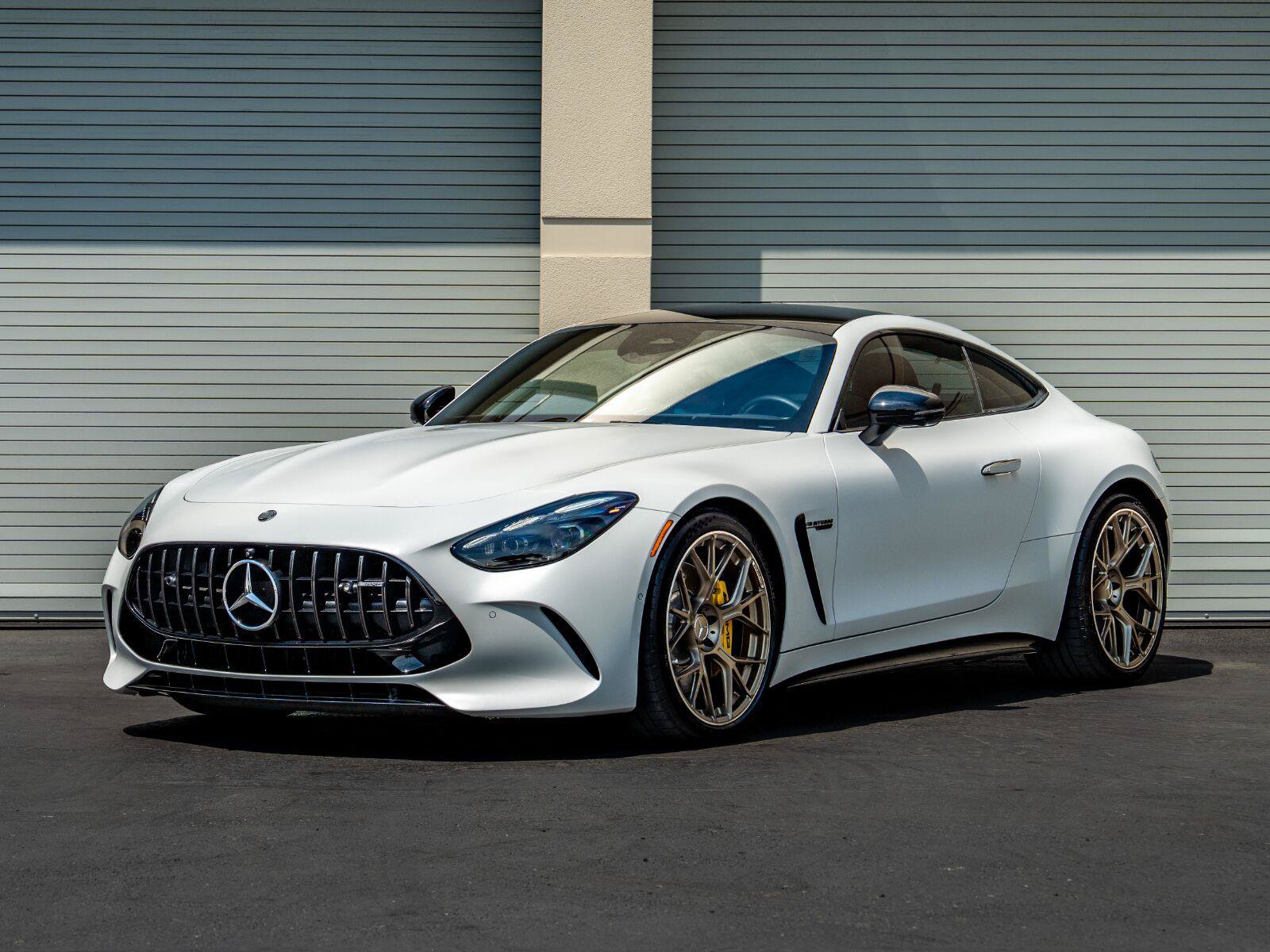 Used 2025 Mercedes-Benz AMG GT 63 image 3