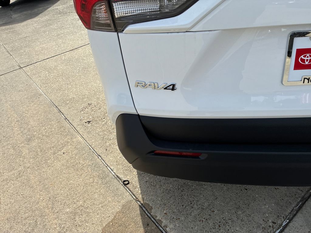 New 2025 Toyota RAV4 XLE image 6