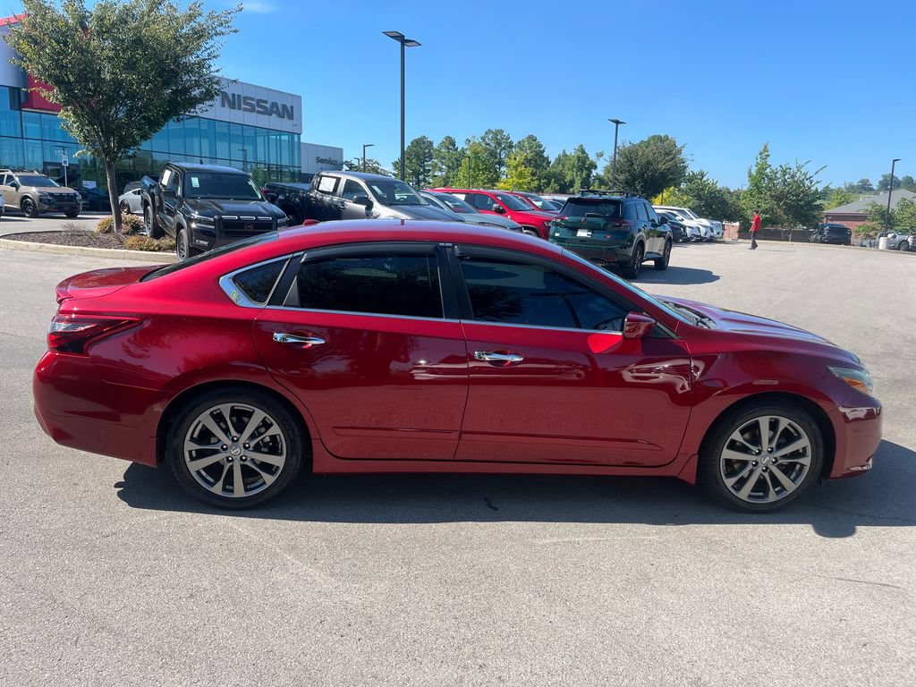 Used 2018 Nissan Altima 2.5 SR w/ SR Special Edition FWD image 8