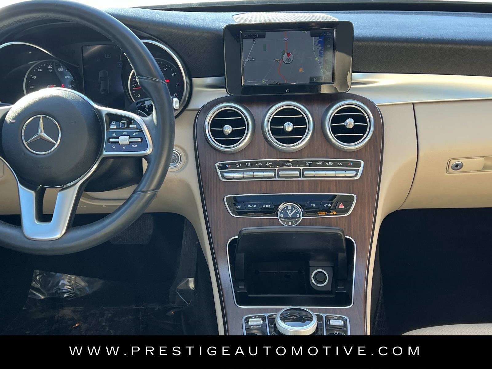 Used 2019 Mercedes-Benz C 300 4MATIC Sedan image 18