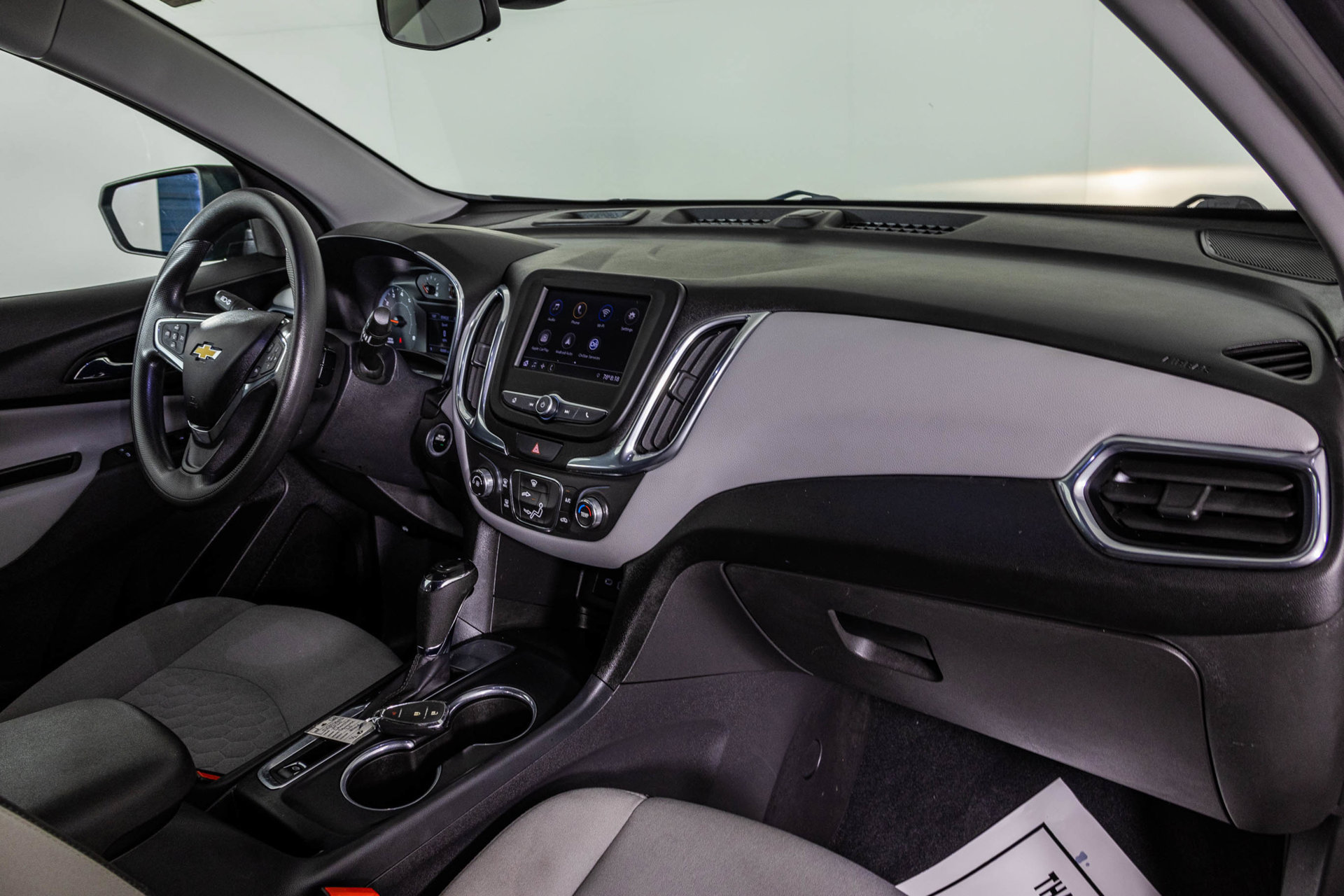 Used 2020 Chevrolet Equinox LS w/ LS Convenience Package FWD image 44