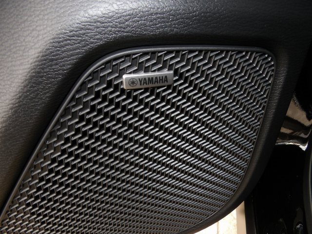 New 2025 Mitsubishi Outlander ES image 17