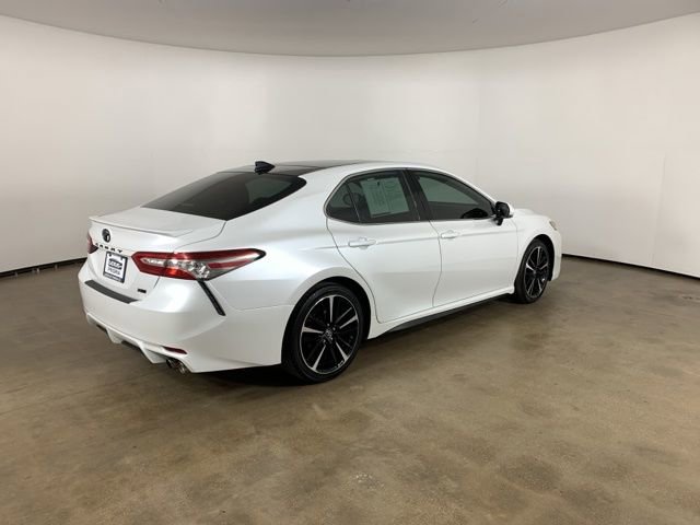 Used 2019 Toyota Camry XSE image 8