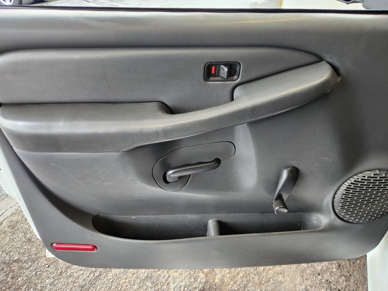 Used 2005 Chevrolet Silverado 2500 W/T image 10