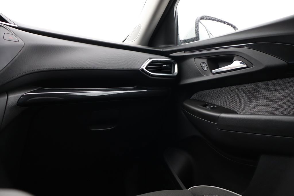 Used 2023 Chevrolet TrailBlazer LT image 35