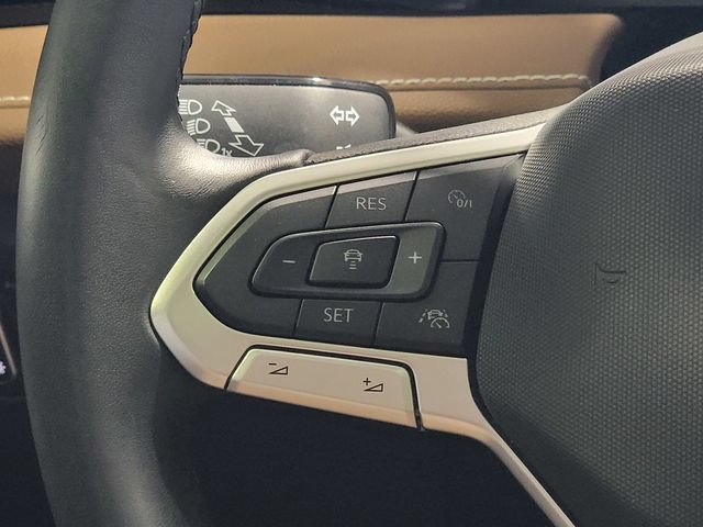 Used 2025 Volkswagen Jetta SEL FWD image 27