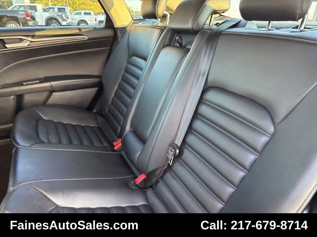 Used 2019 Ford Fusion SEL FWD image 42