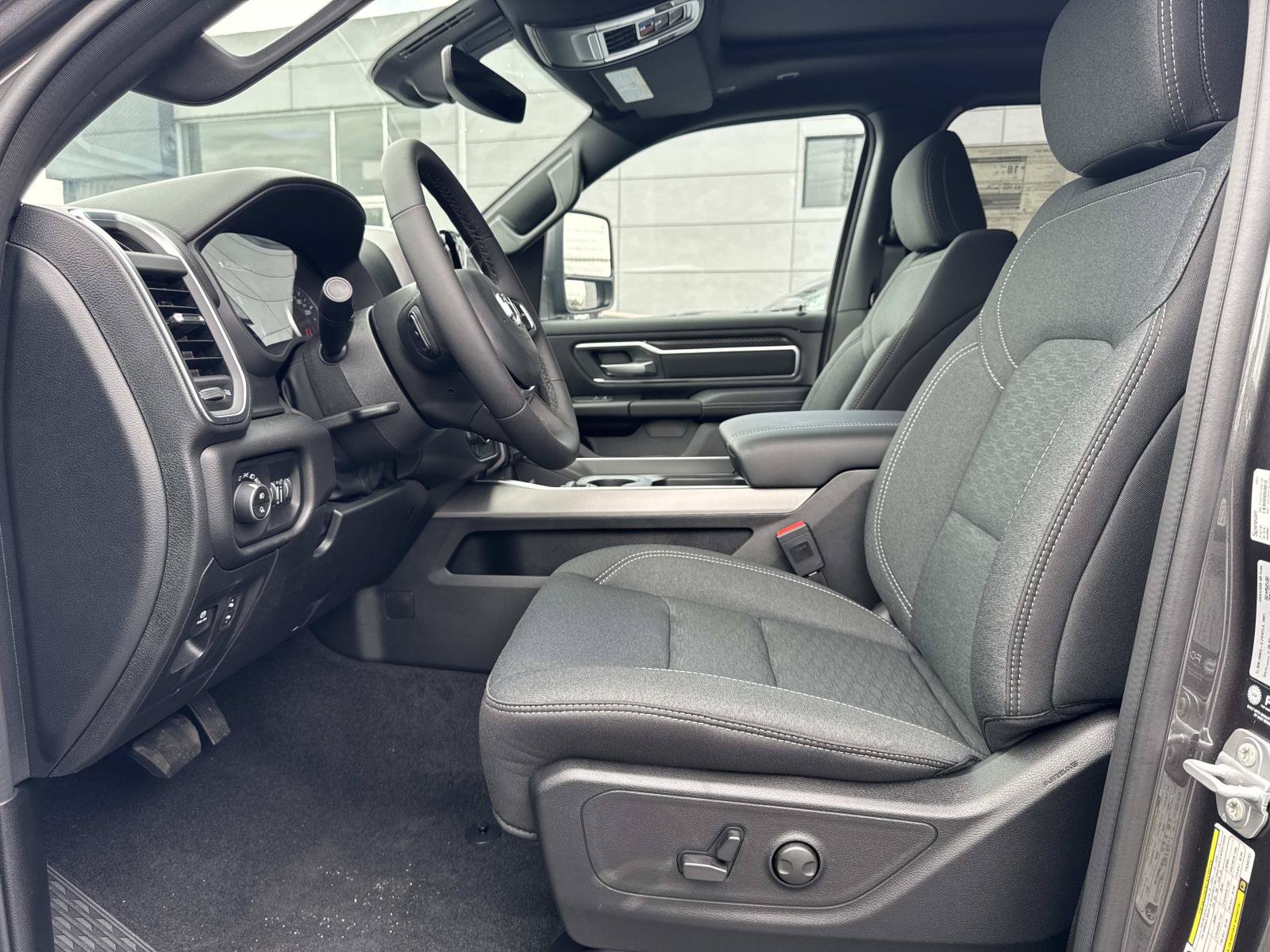 New 2026 RAM 1500 Big Horn AWD/4WD image 23