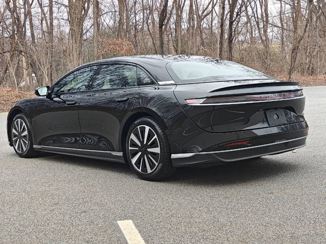Used 2024 Lucid Air Pure image 5