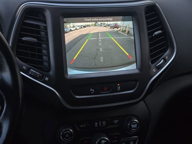Used 2021 Jeep Cherokee Trailhawk AWD/4WD image 21