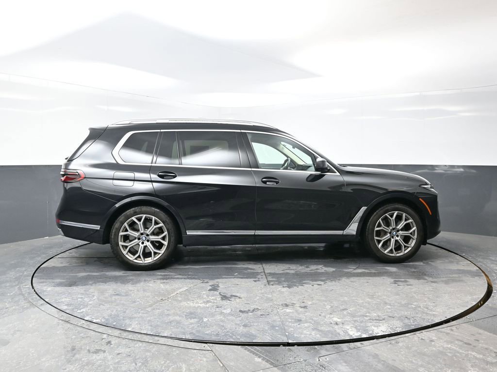 Used 2023 BMW X7 xDrive40i image 4