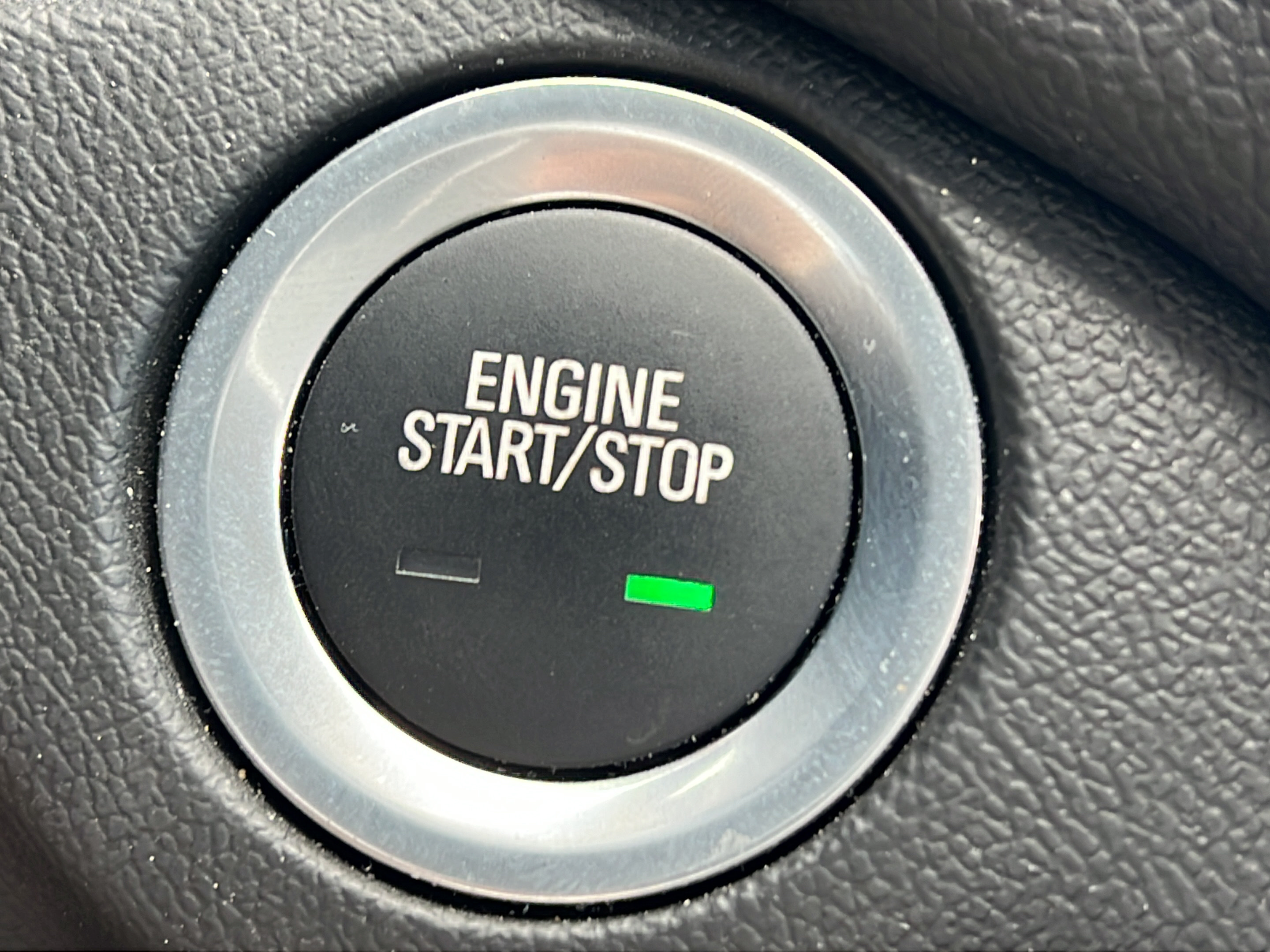 Used 2024 Chevrolet Equinox LT FWD image 23