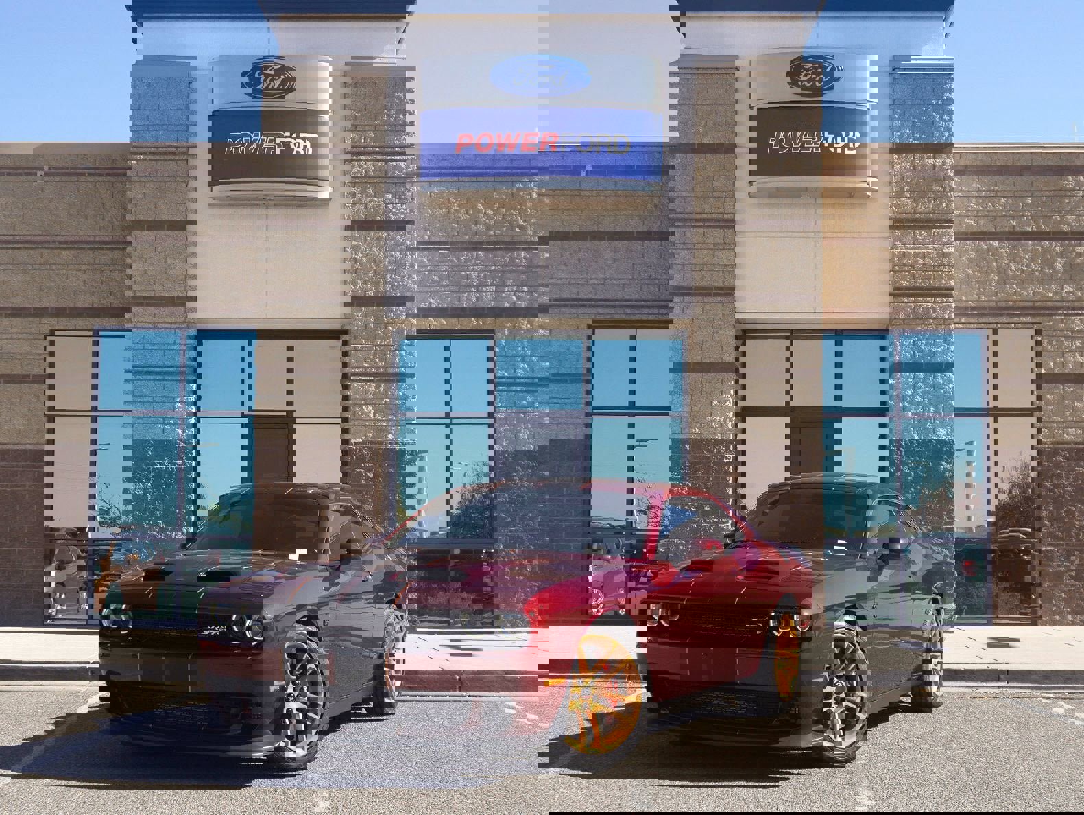 Used 2019 Dodge Challenger SRT Hellcat Redeye image 2